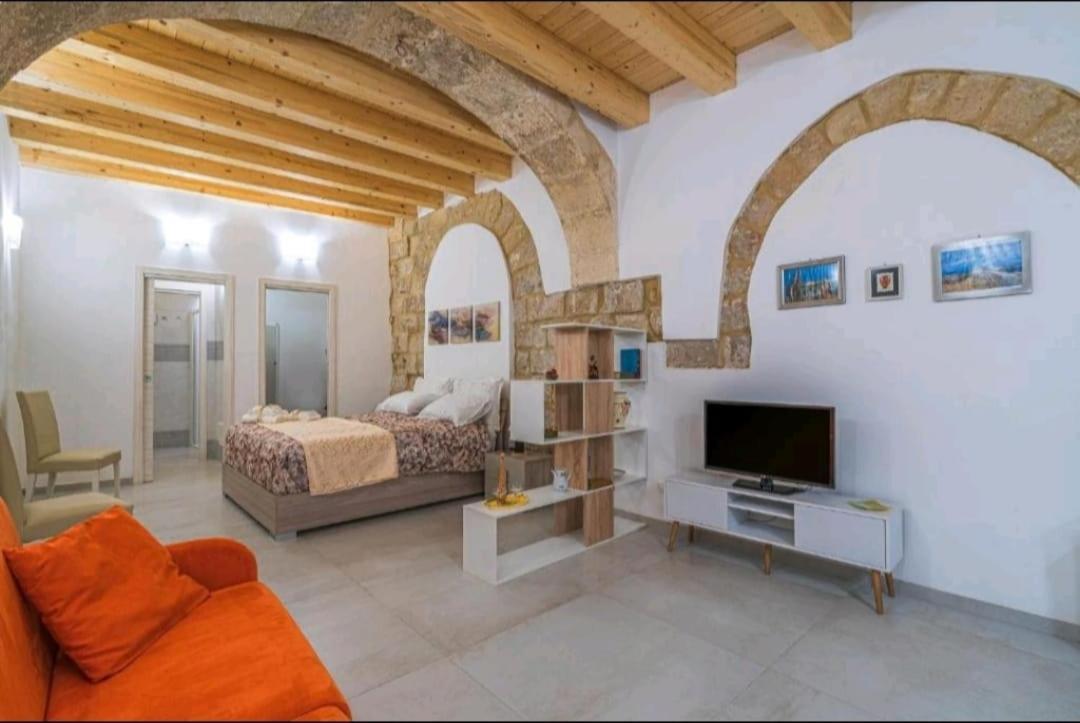 La Casa Dei Candelai Сиракузы Экстерьер фото